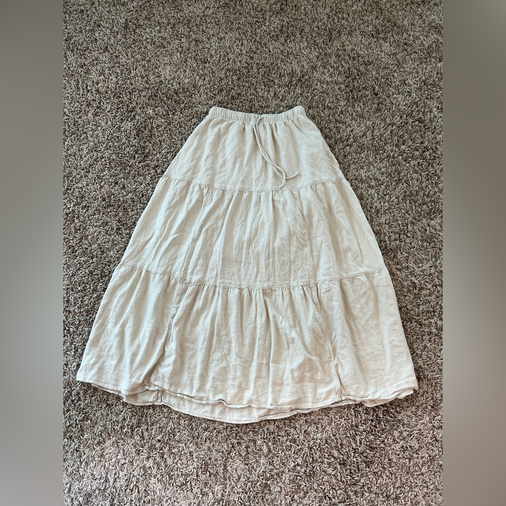 Abercrombie & Fitch beige linen skirt